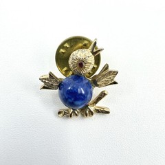 SARAH COVENTRY Signed Blue Chirping Bird Gold tone Lapel Hat Vest Pin Vintage
