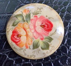 VTG Russian Lacquer Brooch Pin Signed Hand Painted Floral Round Pink Gold Cream