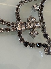 Vintage ArtDeco Necklace Clear / Gray Rhinestone Rhodium Plate Prong Princess