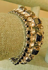 VINTAGE ART DECO JET BLACK and CLEAR RHINESTONE BRACELET CUFF 7 1/2″