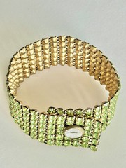 Vintage Swarovski Peridot Green Crystal Band Bracelet Icy Stud Snap Gold Tone 7”
