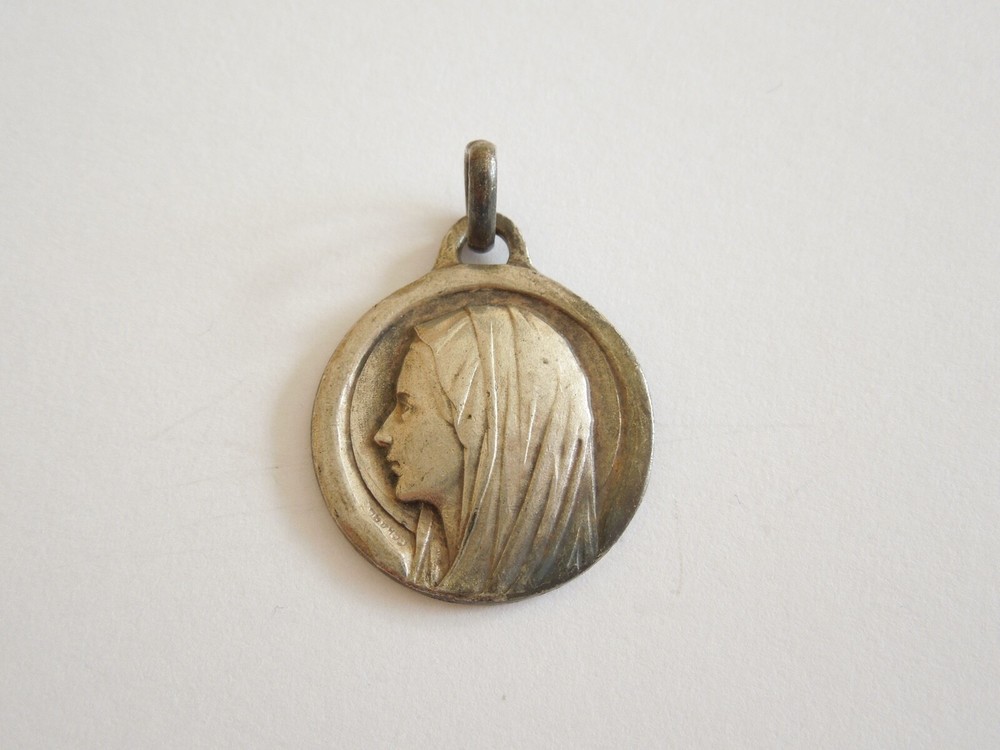 Vintage Religious Pendant Made Of Tested Silver N.D. Lourdes 3.7 G/2.8 X 2.0 Cm