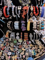 HUGE *REPAIR~HARVEST~CRAFT* Vintage & Costume Jewelry Lot RS * 350+ PCS 14+ Lbs