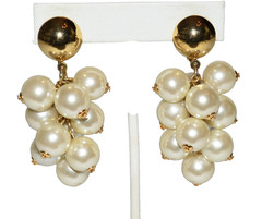 Vintage Napier White Faux Pearl Cluster Drop Gold Tone Adjustable Clip Earrings