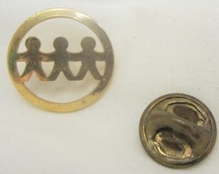Vintage I J W U United Way Children Holding Hands Union Made #10 Pin Brooch