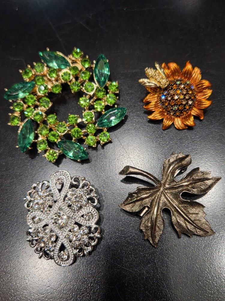 Vintage To Now Leaf Flower Floral Bee Rhinestone Brooch Lot CA USA 293-164