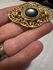 GOLDTONE FAUX ONYX BROOCH