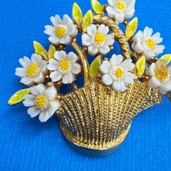 Arthur Pepper Flower Basket Brooch Enamel Gold Tone Floral Mid Mod MCM