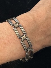 Vintage 800 Silver Link Line Embossed Bracelet 7 and 3/8” Long 15.48 Grams
