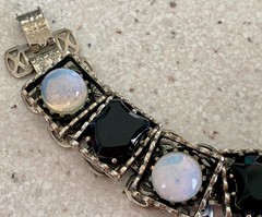 Vintage Onyx Mother of Pearl Cabochon Panel Bracelet Open Work Silver Tone