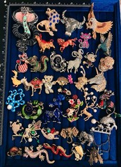 40 Pc Brooch Jewelry Lot Rhinestone Crystal Animal Theme Collection