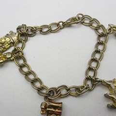 Vtg Christmas Charm Bracelet Santa Sleigh Reindeer Teddy Bear Present Gold Tone