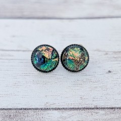 Vintage Stud Earrings Small & Unusual Dichroic Glass? – Tarnished