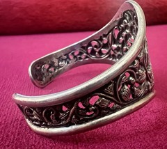 VINTAGE 800 SILVER WIDE CUFF BRACELET INTRICATE PEACOCK DESIGN 38 GRAMS