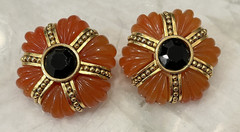 Vintage Chunky Round Butterscotch Acrylic/Resin Statement Clip-on Earrings 1.50″