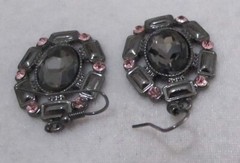 Vtg Large Grey Oval Rhinestone Gun Metal Pink Rhinestone Dangle Pierced Earrings