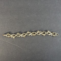 Coro Gold Tone Rhinestone Floral Leaf Link 7 Inch Bracelet Vintage MCM Signed