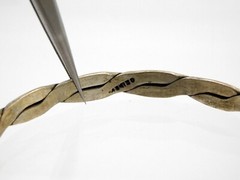 Vintage Mexico Silvertone Alloy Metal Braid Bangle Bracelet 8 1/8 Inches 16.4G