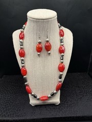 An Amberina Glass Bead 20” Necklace Matching Earrings Silver Tone Metal Spacers