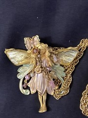 Retired Vintage Kirk’s Folly Primrose The Flower Fairy Charm Necklace Gold Tone
