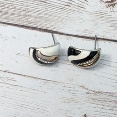 Vintage Stud Earrings For Pierced Ears Cream, Black, Clear Gem