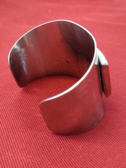 Vintage 1970s Silver Toned Metal Cuff bracelet with Onyx and Shell Inlay