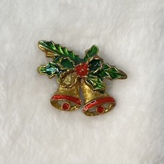 Vintage Christmas Pin Brooch Gold Tone Green Red Enamel Holly Bells Bow