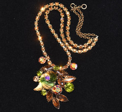Incredible EDLEE Green & Amber CORNUCOPIA Molded ART GLASS Necklace Bracelet ER