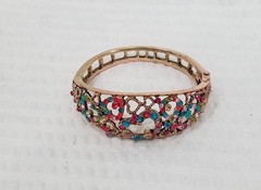 Vtg Multicolor Red Blue Pink Olive Crystal & Openwork Copper Clamper Bracelet