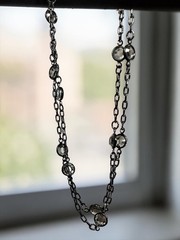 Signed MMA Metropolitan Museum of Art Black Tone Faceted Station Necklace Vtg