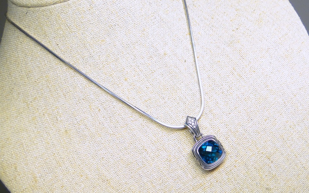 Scott Kay Sterling Blue Topaz SK Pendant 925 Silver Chain Necklace