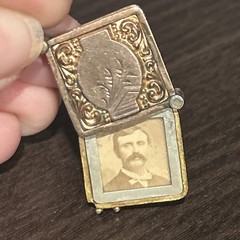 Antique 9.18g Victorian Etruscan Rare Slide Open Locket Pendant Etched Gold Fill