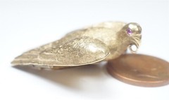 ANTIQUE ENGLISH 15K GOLD RUBY DOVE LOCKET BROOCH c1860