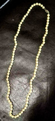 Vintage Glass Pearl Necklace Creamy Beige w/ Drop Fish Hook Fastener 22″
