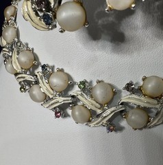 Vintage Unsigned Demi Parure Necklace & Earrings