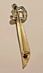 Vintage Rhinestone Sword Brooch Pin Gold Tone Scimitar Saber 3 1/8″ Jewelry