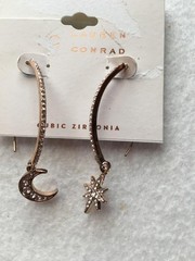 New LAUREN CONRAD Sparkly Rhinestone Lg Hoops Pierced Earrings #10-1