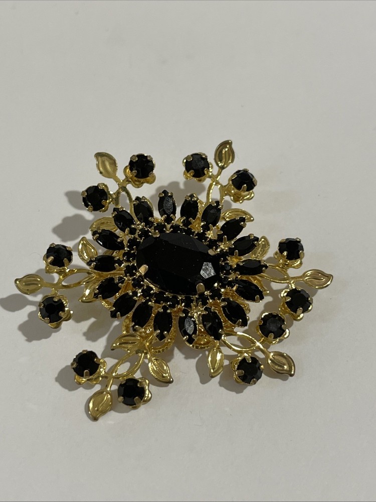 Vintage Gold Tone Jet Black Navette Rhinestone Starburst Pin Brooch