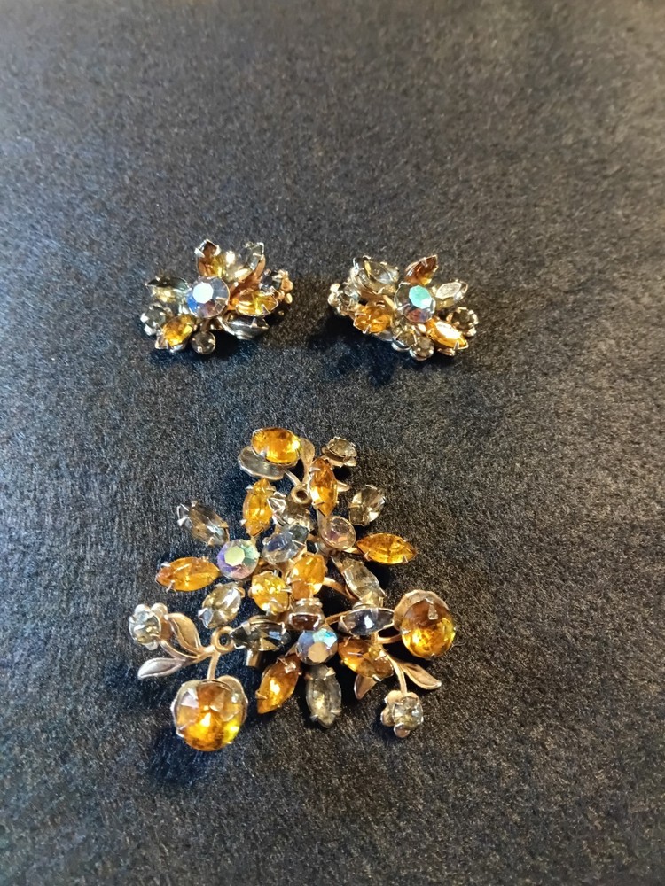 Vintage Amber And Rhinestone And Aurora Borealis Brooch Set With Clip Earrings