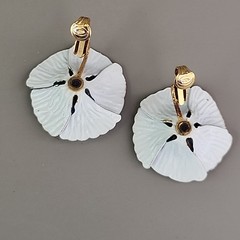 Vintage Enamel Flower Set Brooch Clip On Earrings Navy Blue White Anemone
