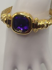 Vtg JOAN RIVERS Clamper Bangle Bracelet Goldplate Rope Design Purple Glass Stone