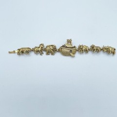 Vintage 80s Signed A.J.C. Noah’s Ark Animals Bible Antique Gold Tone Bracelet