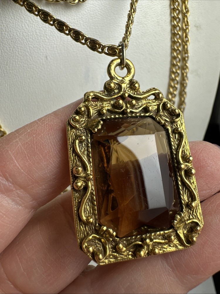 32 in.³ triple strand Goldette amber colored faceted glass necklace