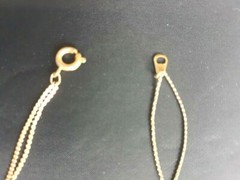 Vintage Gold Tone Chain Bracelet 7 Inches. As Pictured -VM195
