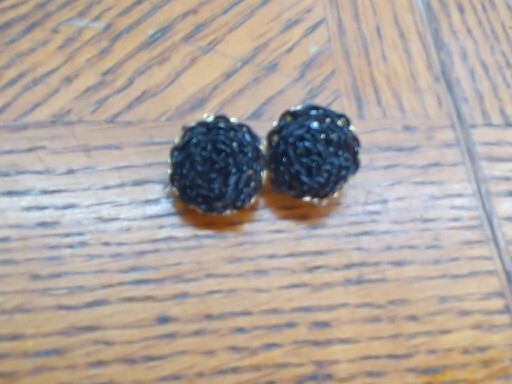 Vintage Black Chain Twist Clip On Earrings With Gold Tone Backing.