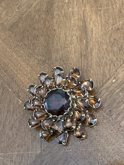 Vintage 1950’s/1960’s Brown Rhinestone Layered Flower Brooch Gold Tone Nice!