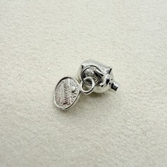 Vintage 925 Sterling Silver Small Piggy Bank Attached Coin Money Dangle Charm