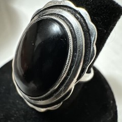 Uncas Vintage Sterling Silver Onyx 12x18mm Ring Size 6.5