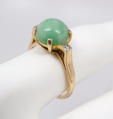 Vintage 14K Yellow Gold, Jade & Diamond Ring Size 6
