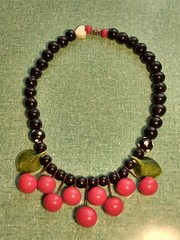 Vtg Flying Colors Rockabilly Pin-Up Red Cherries Black Dot Ceramic Bead Necklace